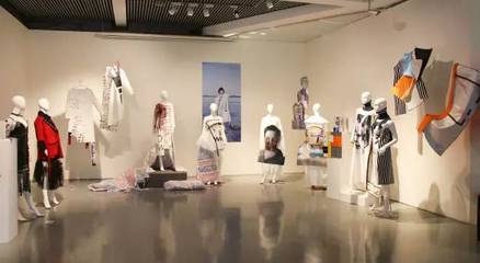 思變·蝶變 中國(guó)美術(shù)學(xué)院上海設(shè)計(jì)學(xué)院2017屆服裝與服飾設(shè)計(jì)專業(yè)畢業(yè)設(shè)計(jì)展